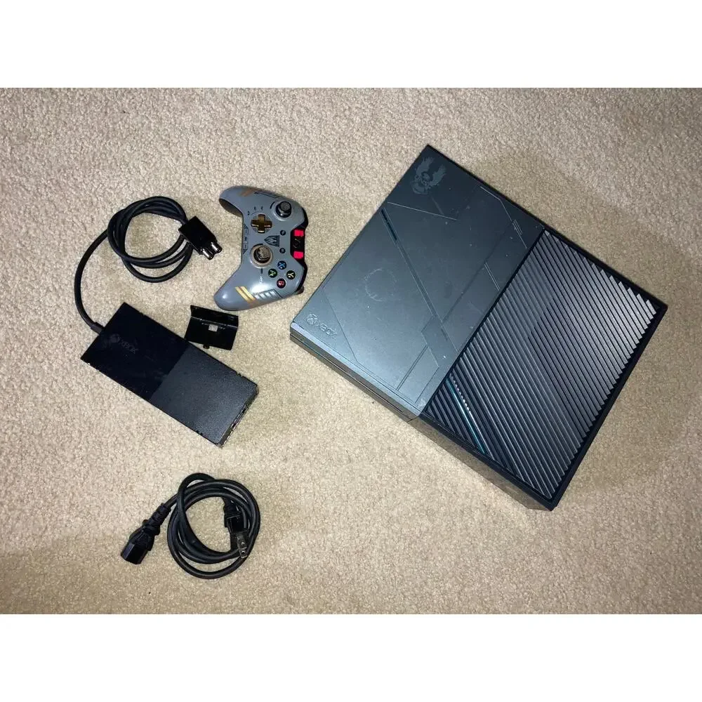 Microsoft Xbox One Halo 5 Limited Edition Black/Grey Console
